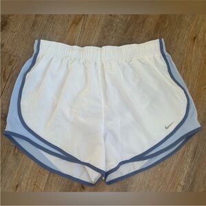 Nike Women’s Tempo Dri-fit shorts